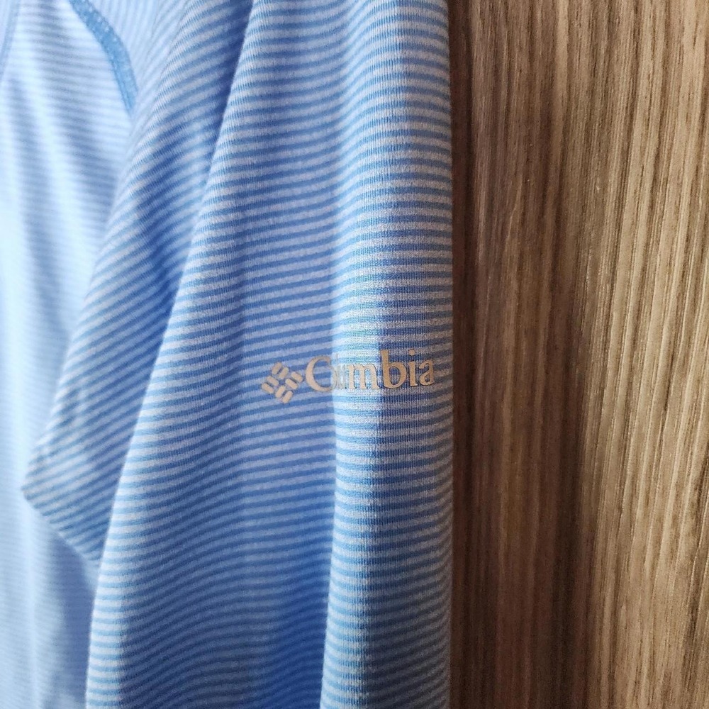 Columbia Womens Blue Micro Stripe Long Sleeve Active Shirt Scoop Neck Size Med - Picture 3 of 5